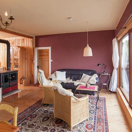 Prázdninový dům Detached Cozy Holiday With Spacious Garden, Balcony And Terrace