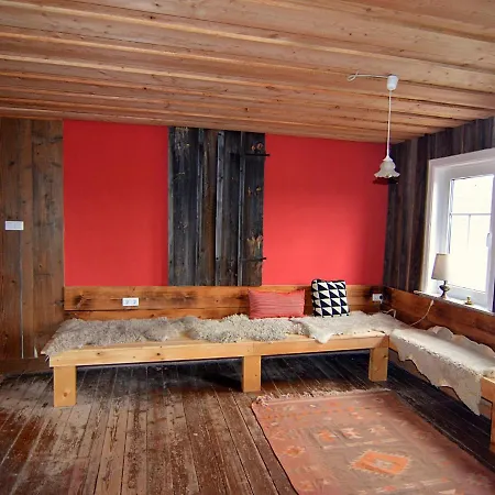 Prázdninový dům Detached Cozy Holiday With Spacious Garden, Balcony And Terrace Böhlen