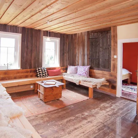 Prázdninový dům Detached Cozy Holiday With Spacious Garden, Balcony And Terrace Böhlen