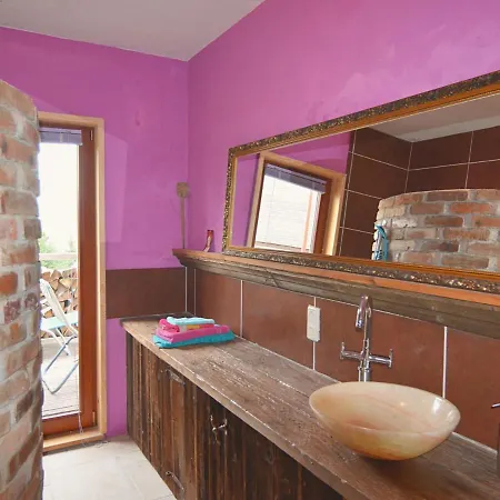Detached Cozy Holiday With Spacious Garden, Balcony And Terrace Prázdninový dům Böhlen